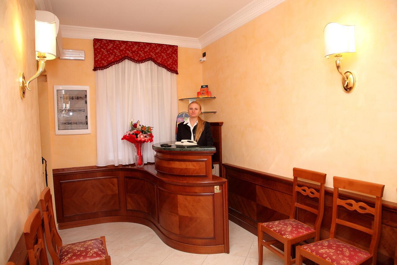 Guest House Galaxy Rome Exterior photo